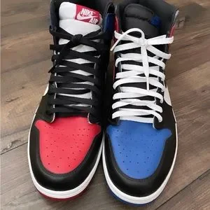 Nike | Shoes | Nike Air Jordan Retro High Og Top 3  display picture 1